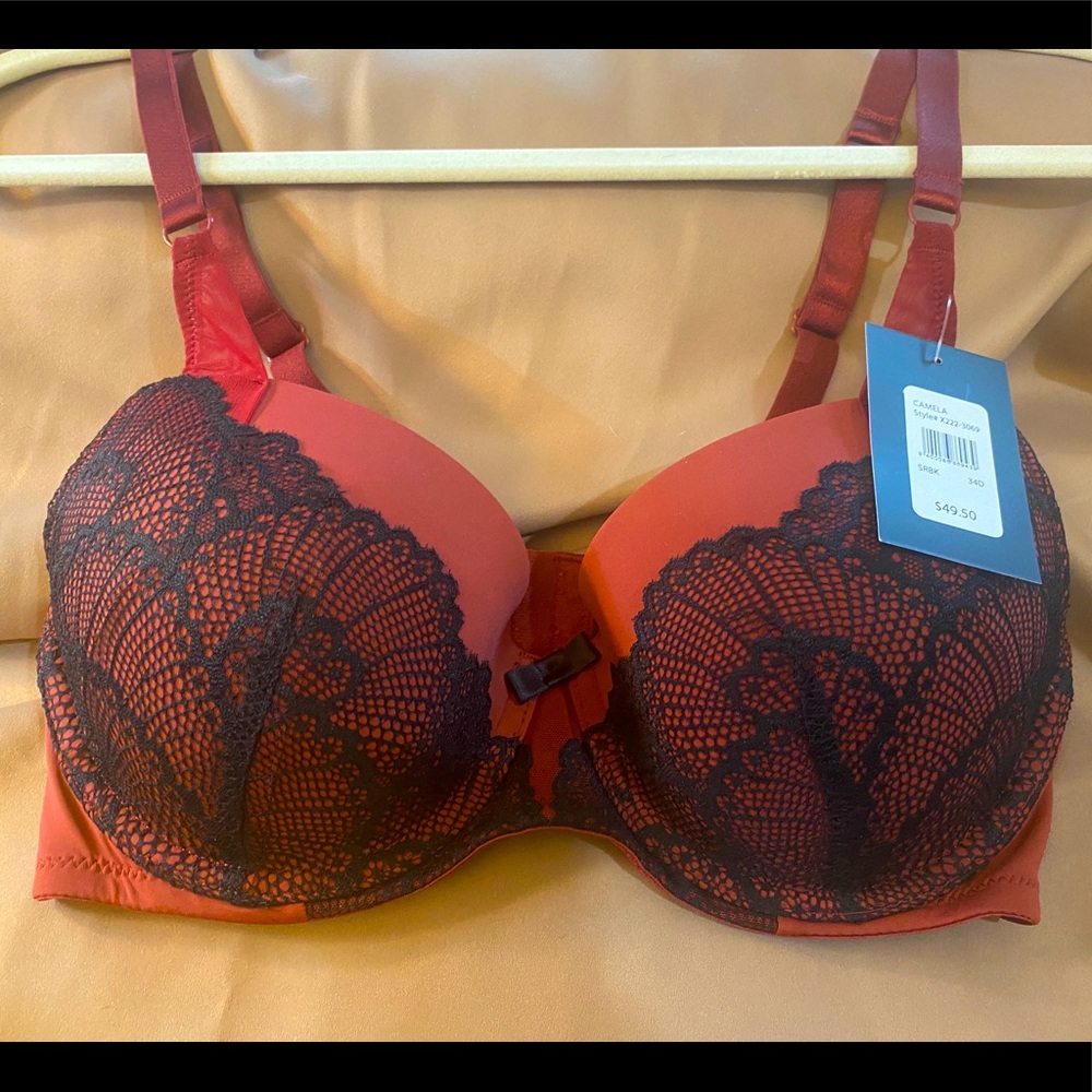 Fredericks of Hollywood Camela Sweetheart Bra Size 34 D